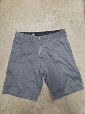 Volcom Corpo Class Freakin Chino Short Hybrid Chino Shorts Gray Waist 36